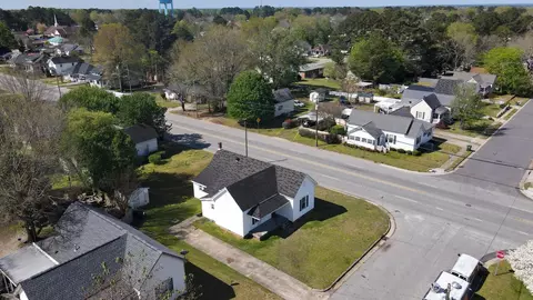 101 E F St, Erwin, NC 28339 photo 5