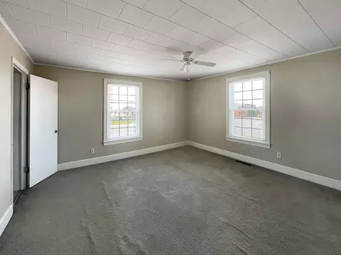 101 E F St, Erwin, NC 28339 photo 15