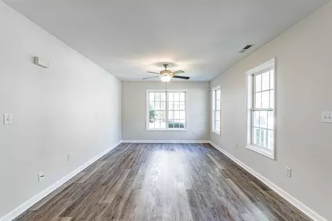 2806 Lutz Ln, Durham, NC 27703 photo 6