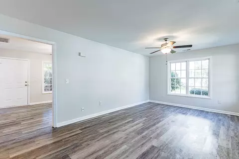 2806 Lutz Ln, Durham, NC 27703 photo 5