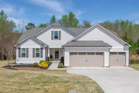 258 Highcroft Cir, Benson, NC 27504 photo 4
