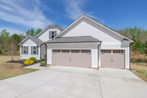258 Highcroft Cir, Benson, NC 27504 photo 8