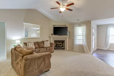 258 Highcroft Cir, Benson, NC 27504 photo 11