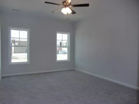 111 E Pearsall St, Dunn, NC 28334 photo 17