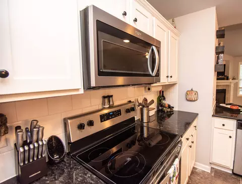 113 Cornfield Ln, Benson, NC 27504 photo 6