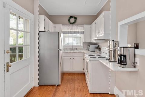 204 E St, Erwin, NC 28339 photo 17