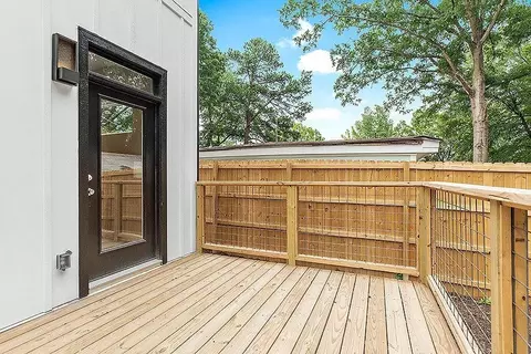 1407 A Juniper St, Durham, NC 27703 photo 8