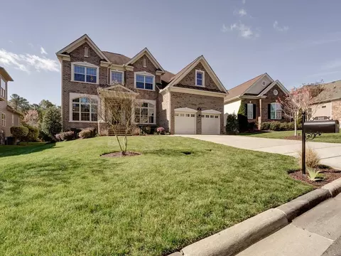 906 Bend Dr, Durham, NC 27713 photo 2