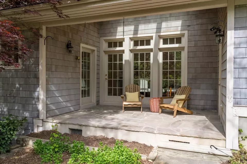  2 Mint Springs Ln, Chapel Hill, NC 27514 photo 8