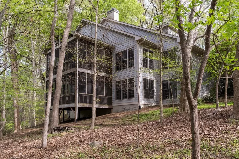  2 Mint Springs Ln, Chapel Hill, NC 27514 photo 6