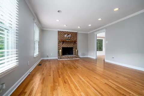 5210 Oakbrook Dr, Durham, NC 27713 photo 5