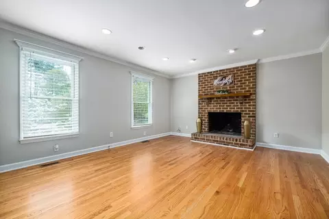 5210 Oakbrook Dr, Durham, NC 27713 photo 6