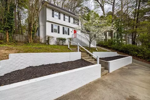 5210 Oakbrook Dr, Durham, NC 27713 photo 4