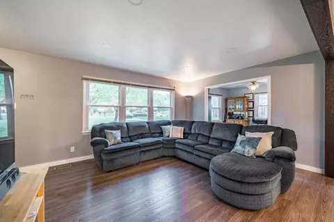 6124 Castell Dr, Durham, NC 27713 photo 9