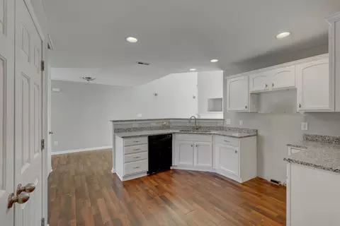 910 Statler Dr, Durham, NC 27703 photo 7