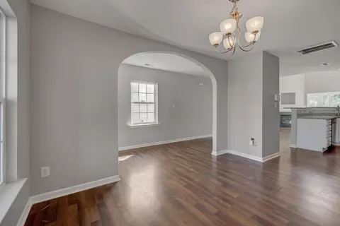 910 Statler Dr, Durham, NC 27703 photo 4