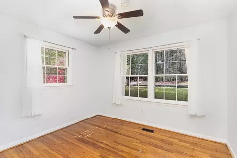5626 Birch Dr, Durham, NC 27712 photo 10