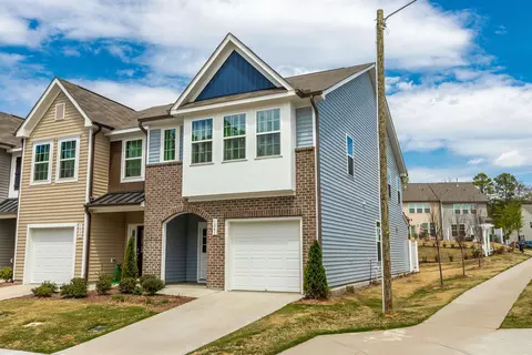 1041 Amber Shadow Dr, Durham, NC 27703 photo 2