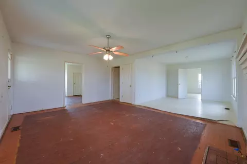604 Bear Rd, Benson, NC 27504 photo 6