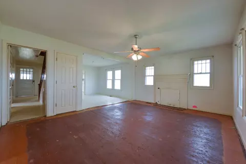 604 Bear Rd, Benson, NC 27504 photo 3