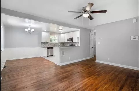 1127 Raynor St, Durham, NC 27703 photo 4