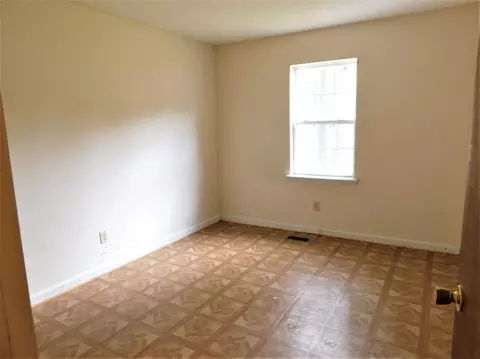 615 E Lavender Ave, Durham, NC 27704 photo 12