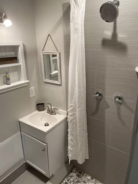 6803 Russell Rd, Durham, NC 27712 photo 17