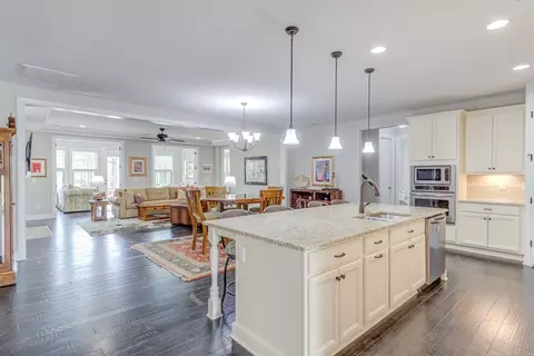 1008 Steinbeck Dr, Durham, NC 27703 photo 9