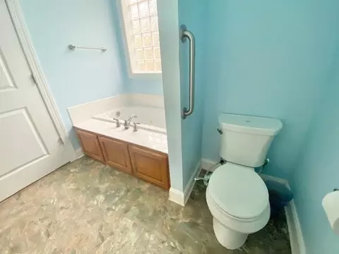 402 Vivaldi Dr, Durham, NC 27712 photo 17