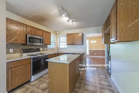2726 E Shoreham St, Durham, NC 27707 photo 4