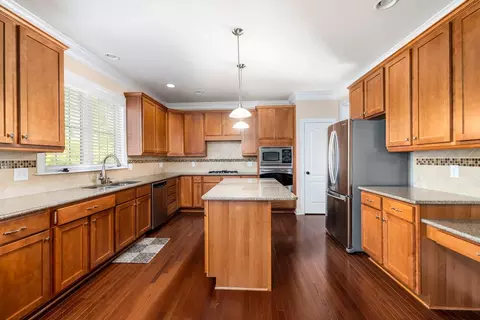 708 Bend Dr, Durham, NC 27713 photo 9