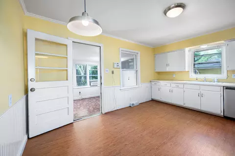 705 E Hudson Ave, Durham, NC 27704 photo 9