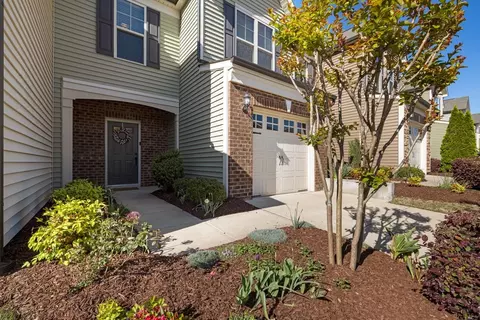 128 Comptonfield Dr, Durham, NC 27703 photo 2