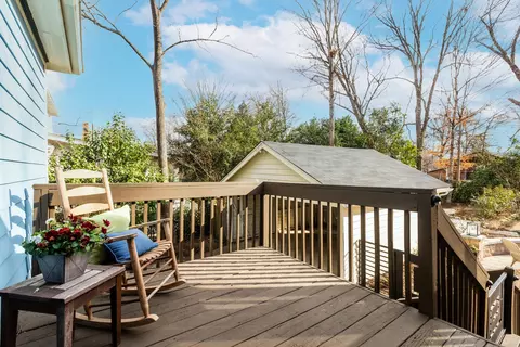 1021 W Markham Ave, Durham, NC 27701 photo 33