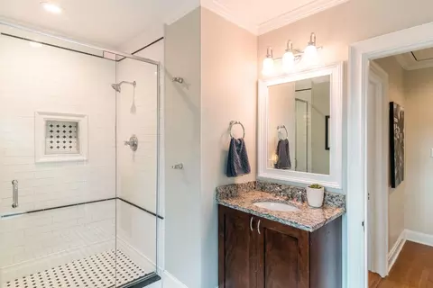 1021 W Markham Ave, Durham, NC 27701 photo 30