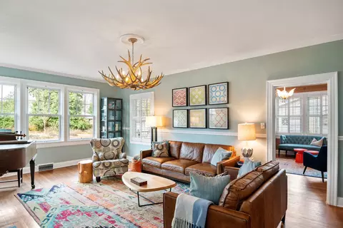 1021 W Markham Ave, Durham, NC 27701 photo 10