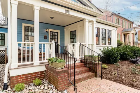 1021 W Markham Ave, Durham, NC 27701 photo 4