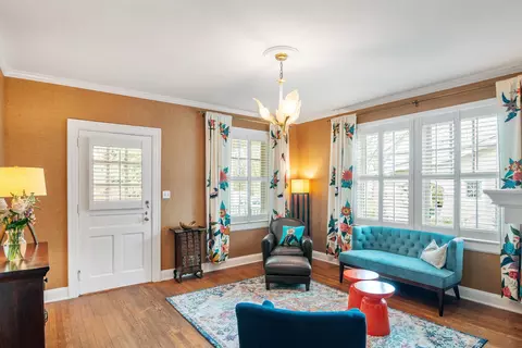 1021 W Markham Ave, Durham, NC 27701 photo 8