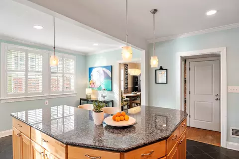 1021 W Markham Ave, Durham, NC 27701 photo 15