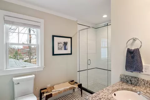 1021 W Markham Ave, Durham, NC 27701 photo 29
