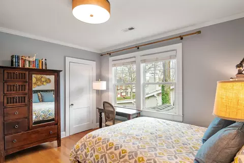 1021 W Markham Ave, Durham, NC 27701 photo 21