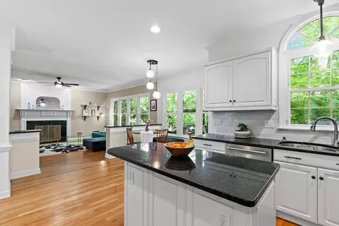 108 Windfall Ct, Cary, NC 27518 photo 17