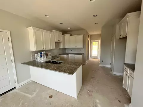 128 Upton Dr, Smithfield, NC 27577 photo 2