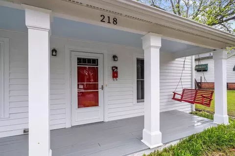 218 Hargrove St, Durham, NC 27701 photo 2