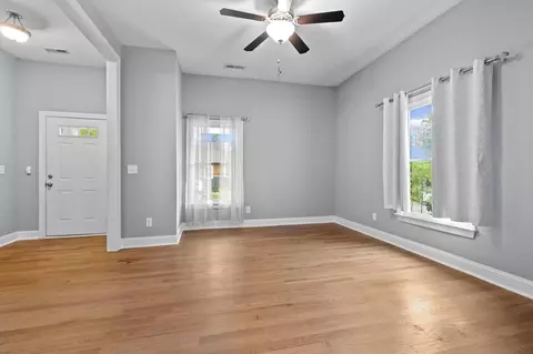218 Hargrove St, Durham, NC 27701 photo 6