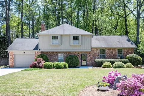 2012 Eagleton Cir, Raleigh, NC 27612 photo 1