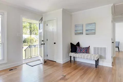 319 Dacian Ave, Durham, NC 27701 photo 5