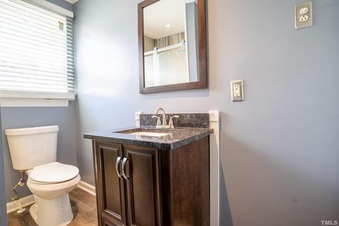 710 Locust Dr, Durham, NC 27703 photo 8