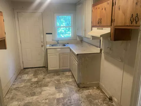 1505 Lathrop St, Durham, NC 27703 photo 4