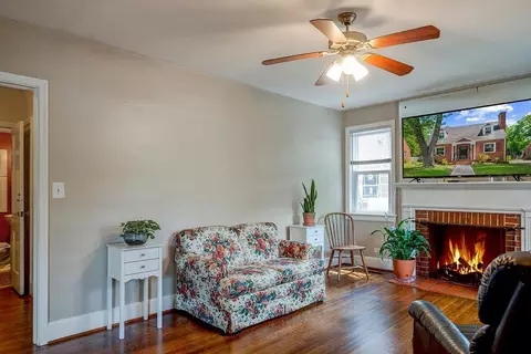 2414 Farthing St, Durham, NC 27704 photo 6